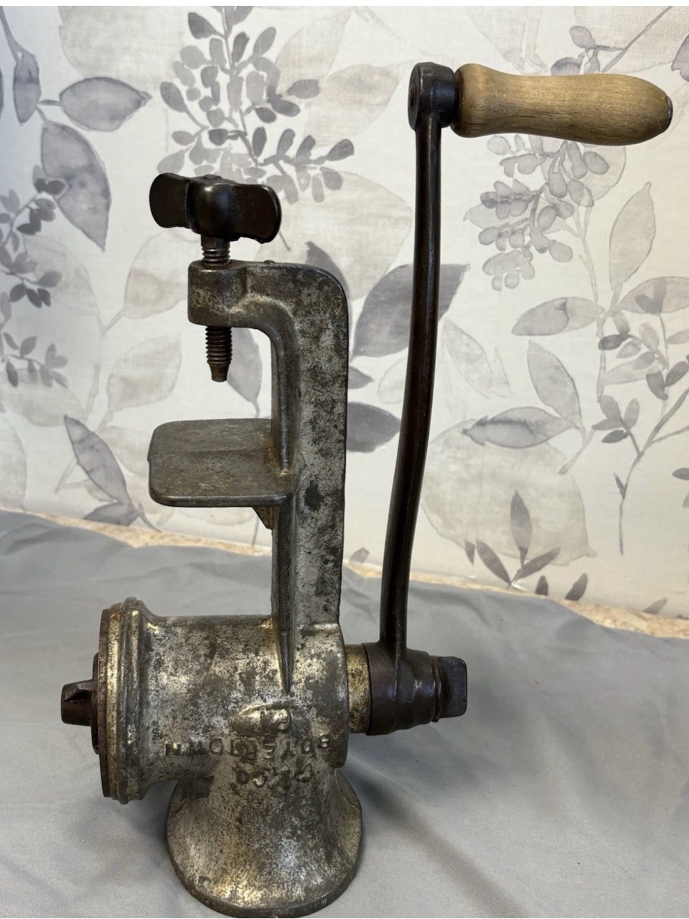 Antique-Style Hand Crank Grinder in Aged Gray